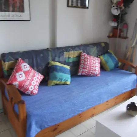 Seaside Serenity: Beachfront With Pool And Ocean Views Apartment Saint-Cyprien (Pyrenees-Orientales)